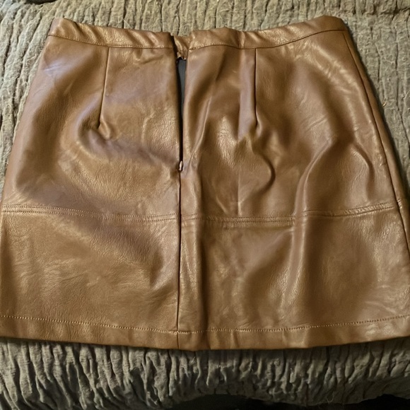 Brown fall skirt! - Picture 3 of 3